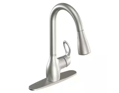 MOEN Kleo Single-Handle Pull-Down Sprayer Kitchen Faucet with Reflex and Power Clean in Spot Resist Stainless - Lot 630