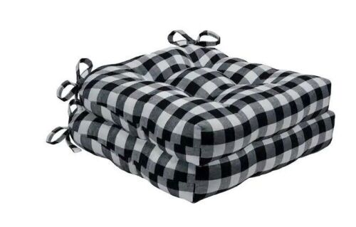 ACHIM Buffalo Check Black/White Checkered Tufted Seat Cushion Chair Pad, Set of 2 - Lot 343
