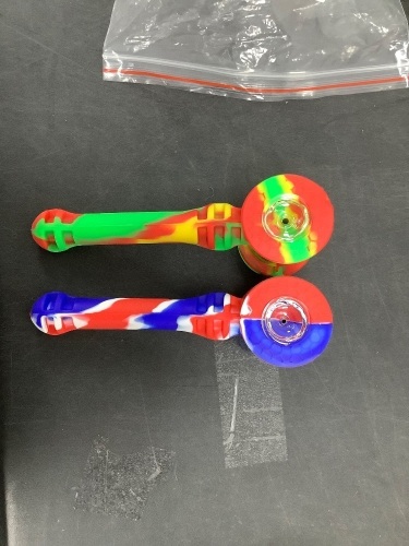 Large Silicone Pipe, 2-Pack - Lot 1416