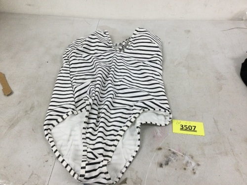 One Piece Swim Suit - Lot 3507