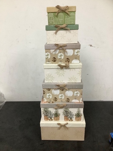 Christmas Boxes (Set of 7) - Lot 5711