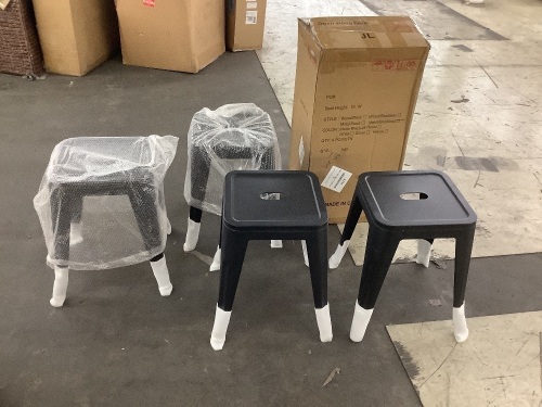 Set of 4 Backless Stools, 18"  - Lot 815