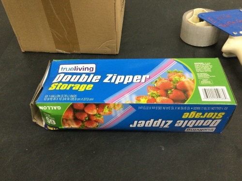 Box of Trueliving Double Zipper Storage Gallon Size 6ct - Lot 5756