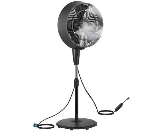 Pelonis 18 in. 3 Speeds Outdoor Misting Pedestal Fan in Black with 80° Oscillation 1600 CFM for up to 500 sq. ft - Lot 362