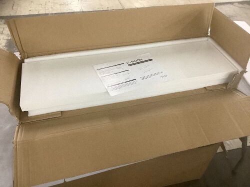 White Wall Shelf  - Lot 470