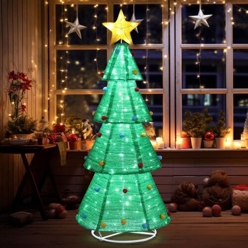 6' Lighted Christmas Tree Decoration - Lot 572