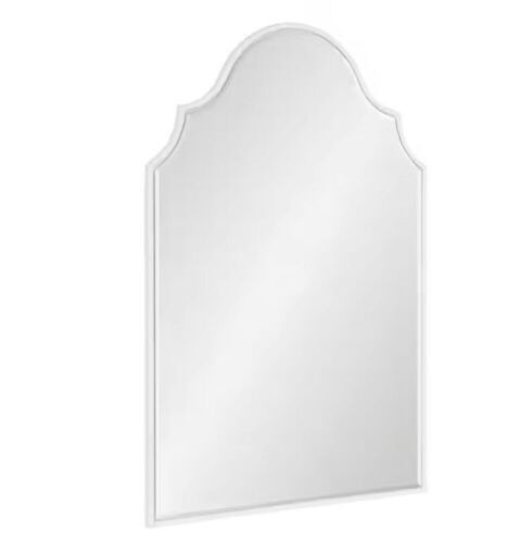 Kate and Laurel Leanna 20 in. W x 30 in. H White Arch Traditional Framed Decorative Wall Mirror - Lot 759