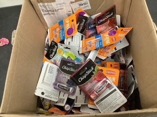 Box of Assorted Chapstick - Lot 6078