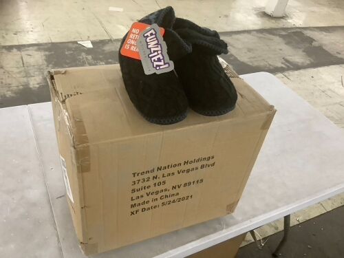 Case of (10) Women's Bootie Slippers, Medium 7-8 - Lot 194