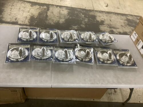 Lot of (11) Everbilt Tub & Shower Trim Kits  - Lot 372