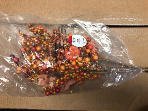 Lot of (10) Bunches of Berries and Leaves, New, Sold as is - Lot 49A