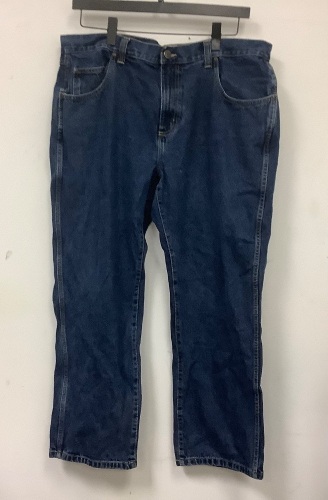 RedHead Mens Jeans, 40x30, E-Commerce Return, Worn Spot on Pocket, Sold as is - Lot 115