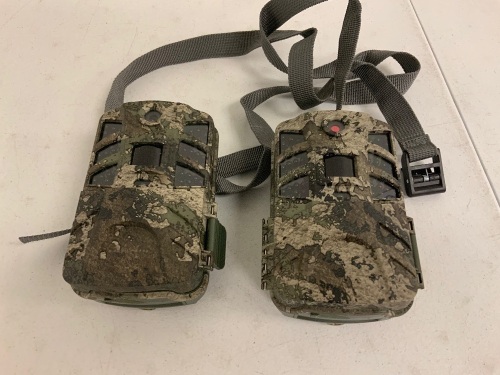 Lot of (2) Trail Cameras, E-Commerce Return, Sold as is - Lot 169