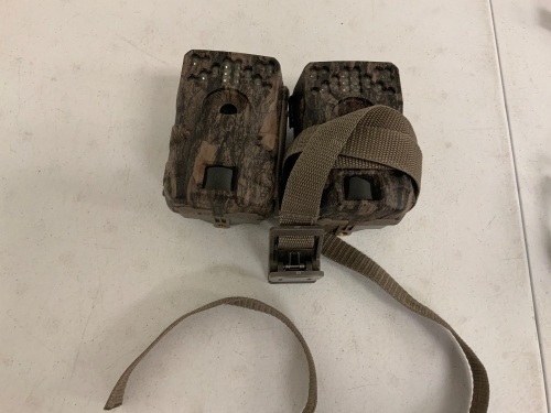 Lot of (2) Trail Cameras, E-Commerce Return, Sold as is - Lot 170