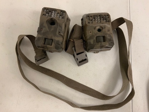 Lot of (2) Trail Cameras, E-Commerce Return, Sold as is - Lot 189
