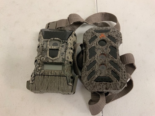 Lot of (2) Trail Cameras, E-Commerce Return, Sold as is - Lot 198