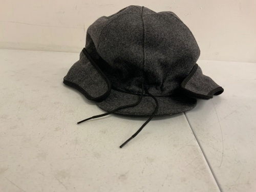Stormy Kromer Winter Wool Hat with Earflap, Sz 8, Appears new, Sold as is - Lot 205