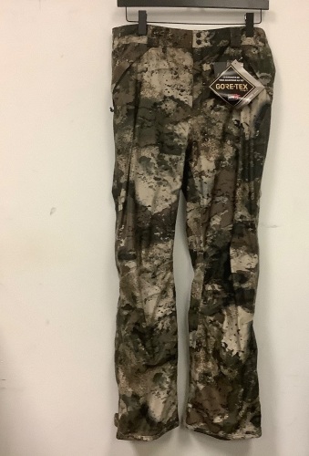 Mens Camo Pants, Large, E-Comm Return - Lot 270