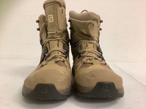 Salomon Boots for Men, Size 9, E-Comm Return - Lot 335