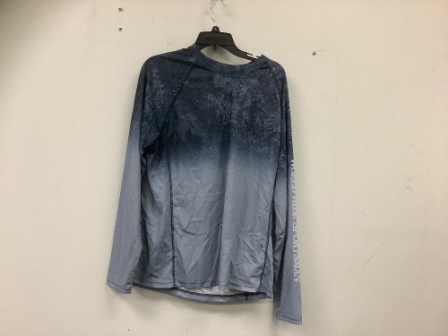 Mens Long Sleeve Tee, Large, E-Comm Return - Lot 473