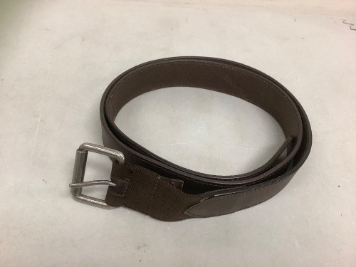 Mens Belt, Size 48, E-Comm Return - Lot 488