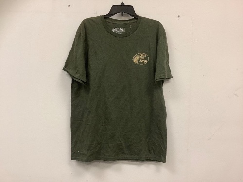 Mens T-Shirt, Medium, E-Comm Return - Lot 509