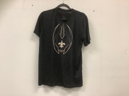  Nike Mens T-Shirt, Large, E-Comm Return - Lot 511