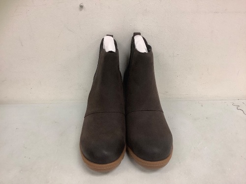 Sorel Womens Boots, Size 11, Appears New - Lot 591