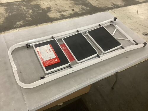 3-Step Portable Folding Step Ladder w/ Non-Slip Feet, 330lb Capacity - Lot 155