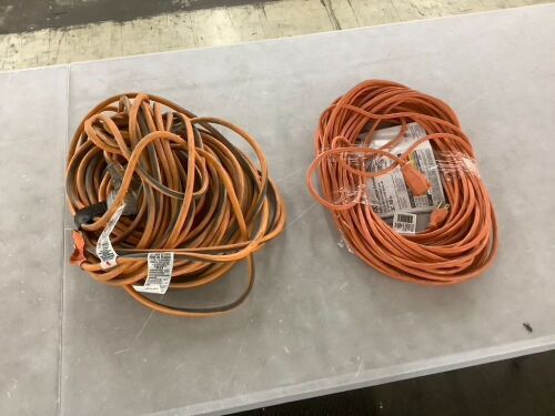 Lot of (2) Extension Cords - Lot 644