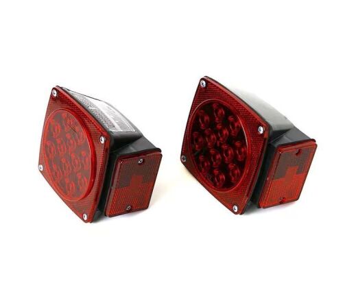 MaxxHaul 12-Volt ALL LED Submersible Trailer Tail Lights, Turn/Stop/Signal-Left/Right - DOT Compliant - Lot 146