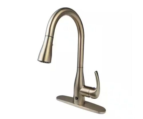 FLOW Motion Activated Single-Handle Pull-Down Sprayer Kitchen Faucet in Champagne Gold - Lot 147
