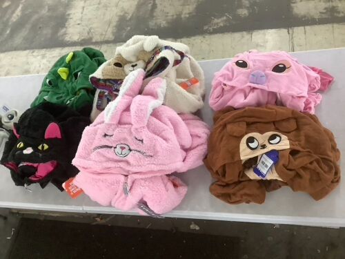 Lot of (6) Funziez! Adult Onesies - See Pics - Lot 723