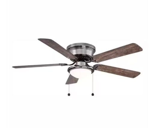 Hugger 52 in. LED Gunmetal Ceiling Fan - Lot 568