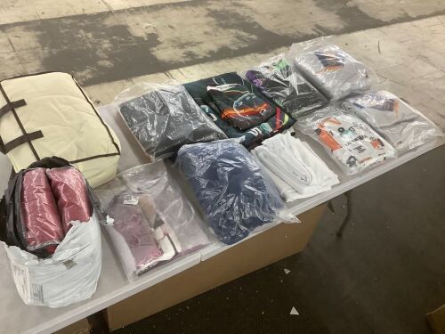 Lot of Bedding - Sheet Sets, Pillowcases, Blanket - Lot 579