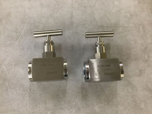 Lot of (2)1 Inch BSP Flow Control Needle Valve, Stainless Steel 304, High Pressure Water Gas Oil - Lot 645