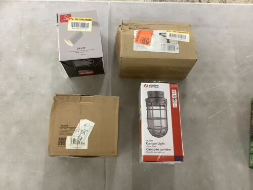 Lot of (4) Light Fixtures - Lot 695