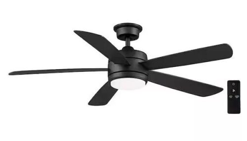 Hampton Bay Averly 52 in. Indoor Matte Black Ceiling Fan with Adjustable White Integrated LED with Remote Control Included - Lot 640