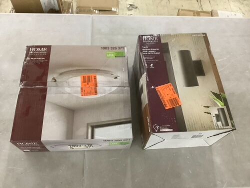 Lot of (2) Light Fixtures  - Lot 826