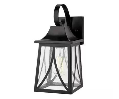 Hampton Bay Drackert 13 in. 1-Light Flat Black Hardwired Outdoor Wall Light Lantern Sconce with Seedy Glass - Lot 314