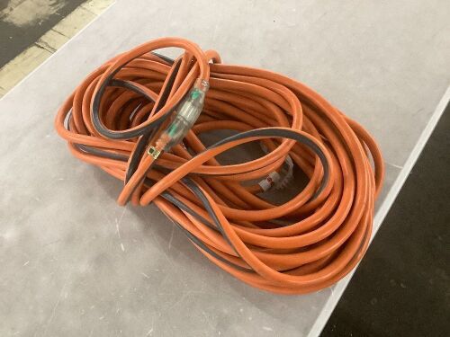 RIDGID 100 ft. 10/3 Heavy Duty Indoor/Outdoor SJTW Extension Cord with Lighted End, Orange/Grey - Lot 292