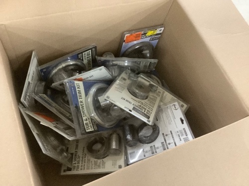 Lot of (16) Delta & Moen Tub & Shower Trim Kits  - Lot 779