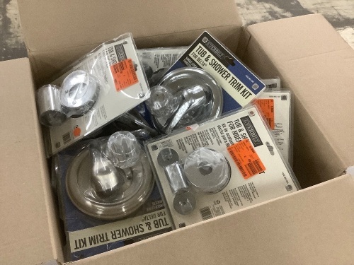 Lot of (16) Delta & Moen Tub & Shower Trim Kits  - Lot 886