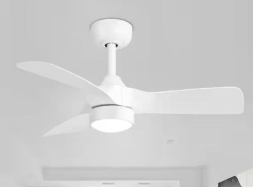 Breezary Sawyer III 32 in. Integrated LED Indoor White Ceiling Fan with Light and Remote Control Included - Lot 191