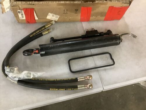 Hydraulic Top Link Cat with Hoses - Lot 164