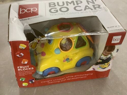 Bump N' Go Toy Car - Lot 762