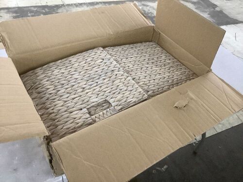 Set of 5 Collapsible Hyacinth Storage Baskets w/ Inserts - 13x13in - Lot 155