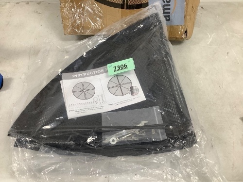 30Inch Fire Pit Screen - Lot 7306