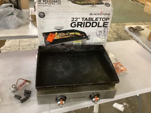 Blackstone 22 in. W Steel Nonstick Surface Tabletop Griddle - Lot 636