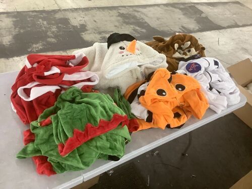 Lot of (6) Funziez! Adult Onesies - See Pics - Lot 244